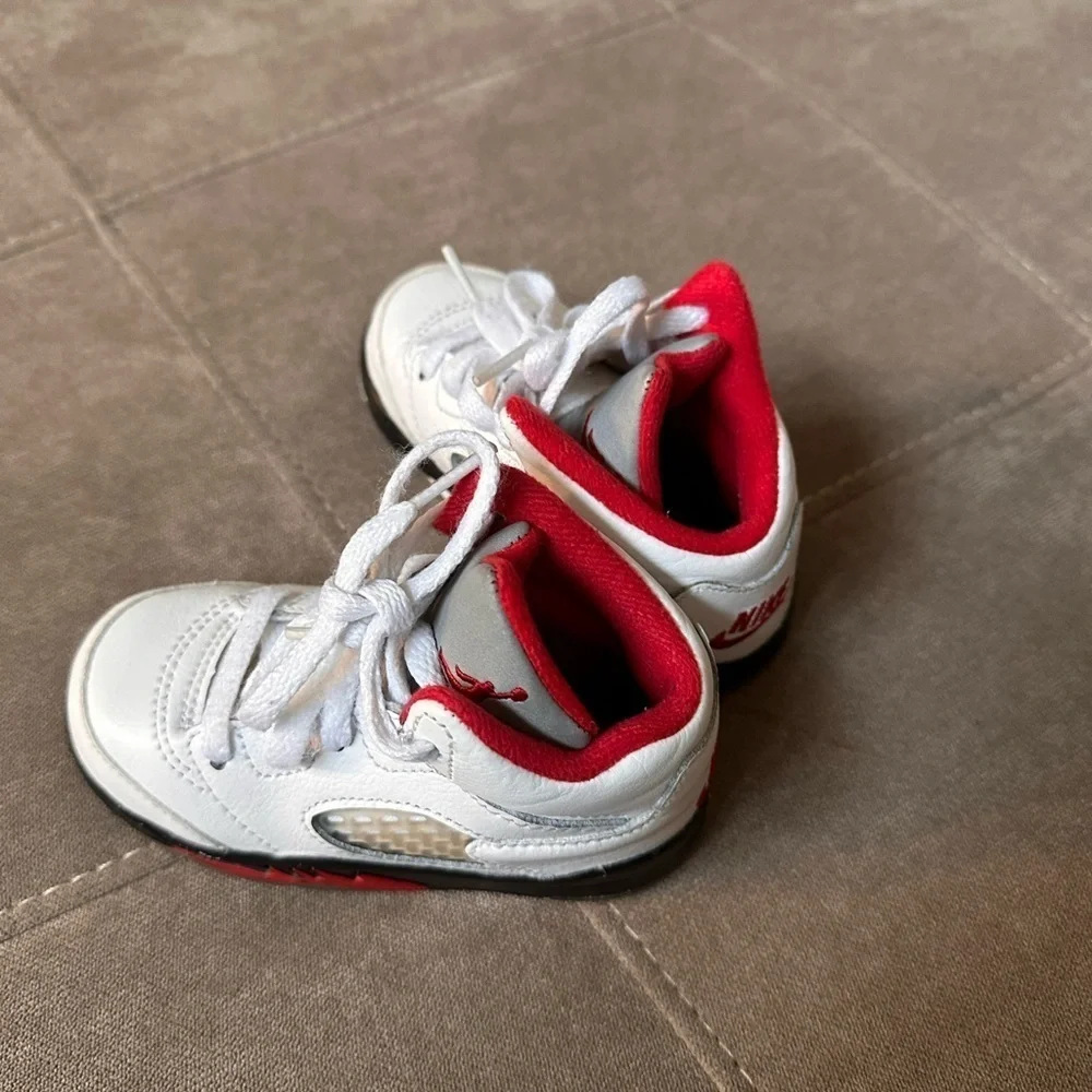 Nike White and Red High-Top Sneakers for Basketball